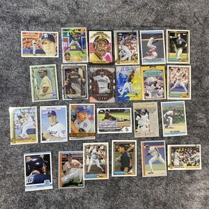 San Diego Padres Baseball 24 Card Lot - Auto, RC, Stars, Inserts, Parallels